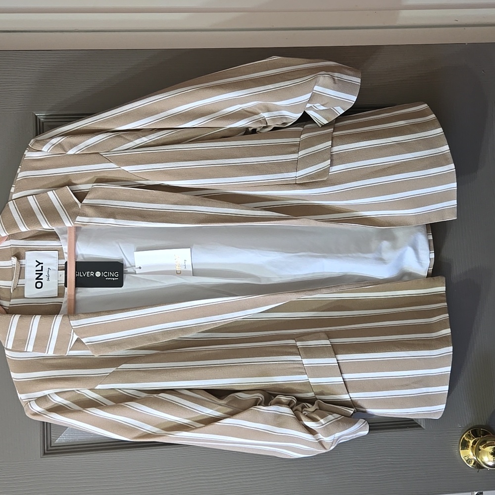 ONLY Women's Tan Striped Jacket - Picture 2 of 7